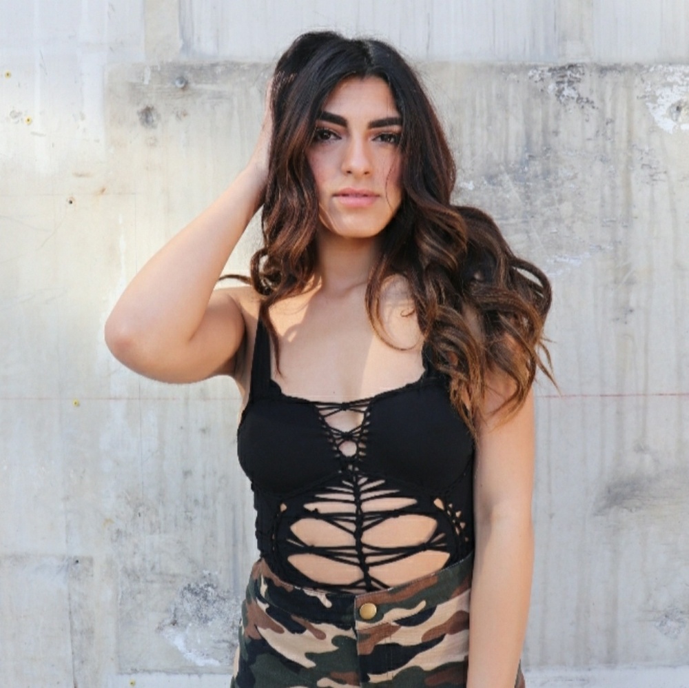 TWISTED SIZE XL TANK TOP